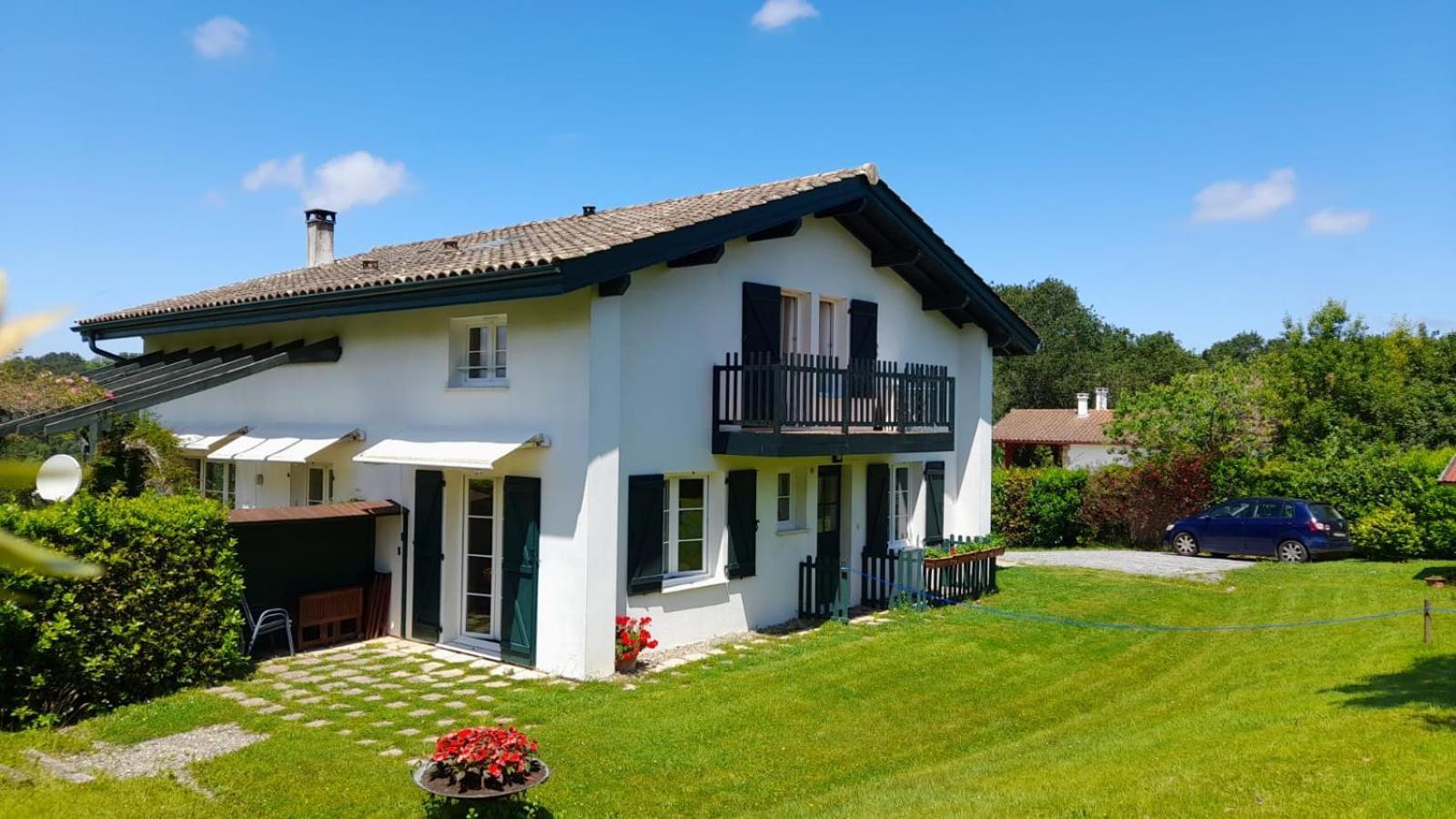 Maison Ihi-Toki - Apartamento Planta Baja T2 40M2 - Apartamento Planta Alta T3 54M2 Saint-Pée-sur-Nivelle Buitenkant foto