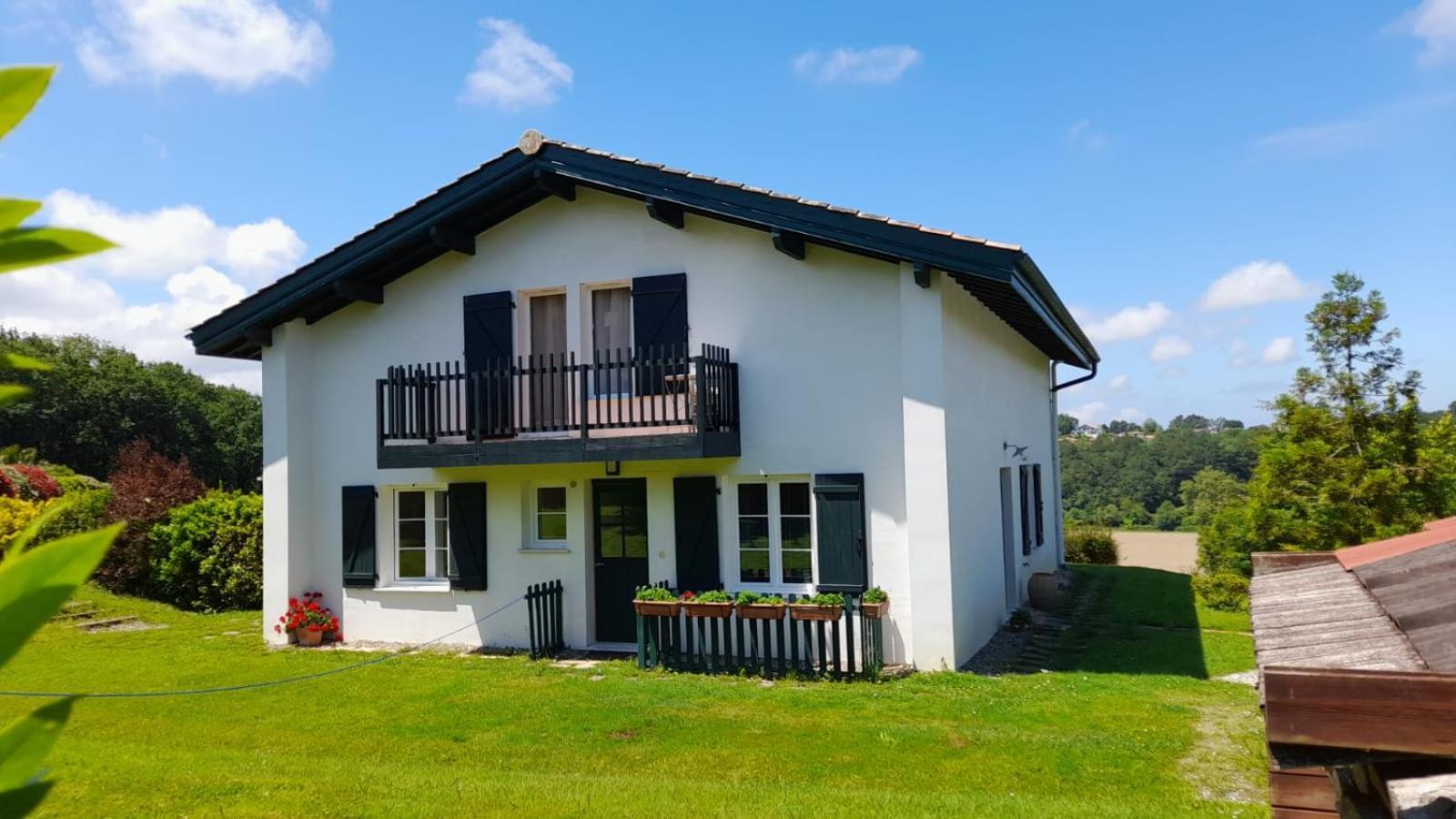 Maison Ihi-Toki - Apartamento Planta Baja T2 40M2 - Apartamento Planta Alta T3 54M2 Saint-Pée-sur-Nivelle Buitenkant foto